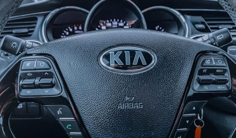 Kia Ceed 1.6 CRDi M full