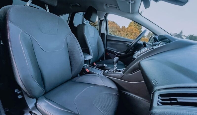 Ford Focus 1.5 EcoBoost Trend Sport ASS full