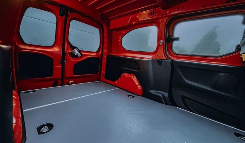 Peugeot Partner 4×4 Long Asphalt full