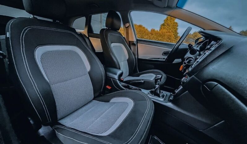 Kia Ceed 1.6 GDI L full