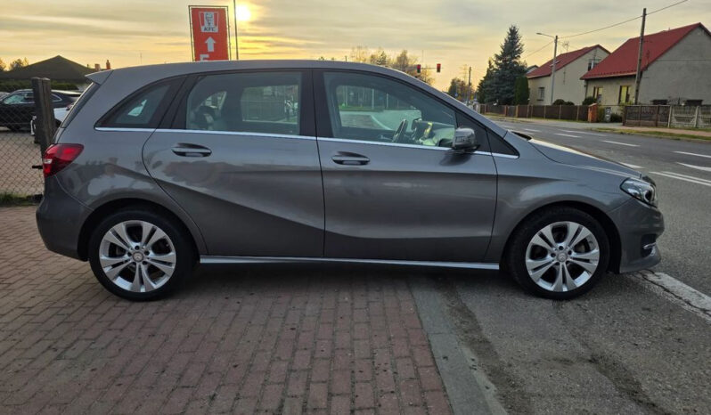 Mercedes-Benz Klasa B full