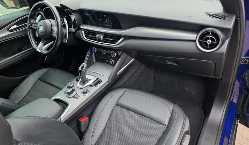 Alfa Romeo Stelvio 2.2 Diesel 16V AT8 Q4 B-Tech full