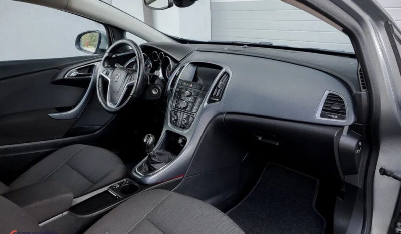 Opel Astra 1.4 T Sport full
