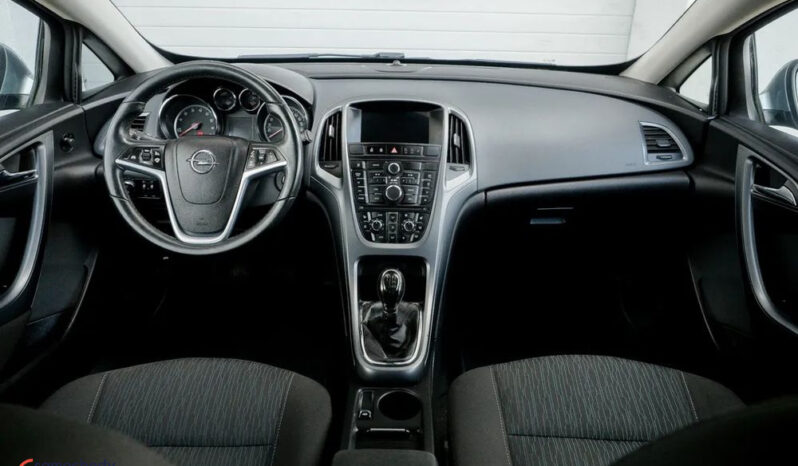 Opel Astra 1.4 T Sport full