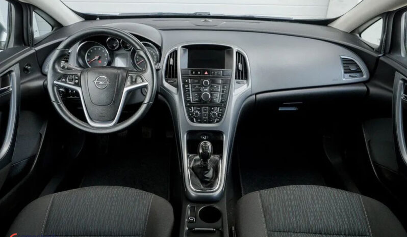 Opel Astra 1.4 T Sport full