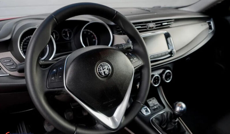 Alfa Romeo Giulietta 1.4 TB full