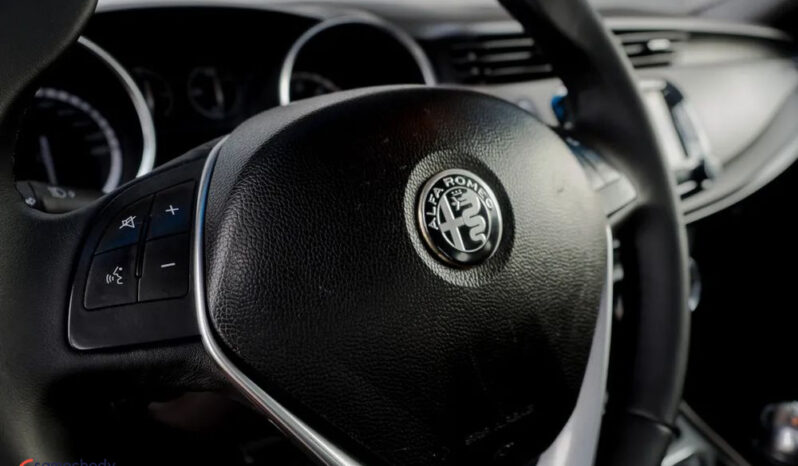 Alfa Romeo Giulietta 1.4 TB full