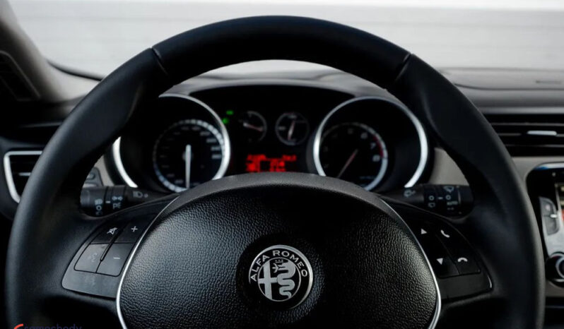 Alfa Romeo Giulietta 1.4 TB full