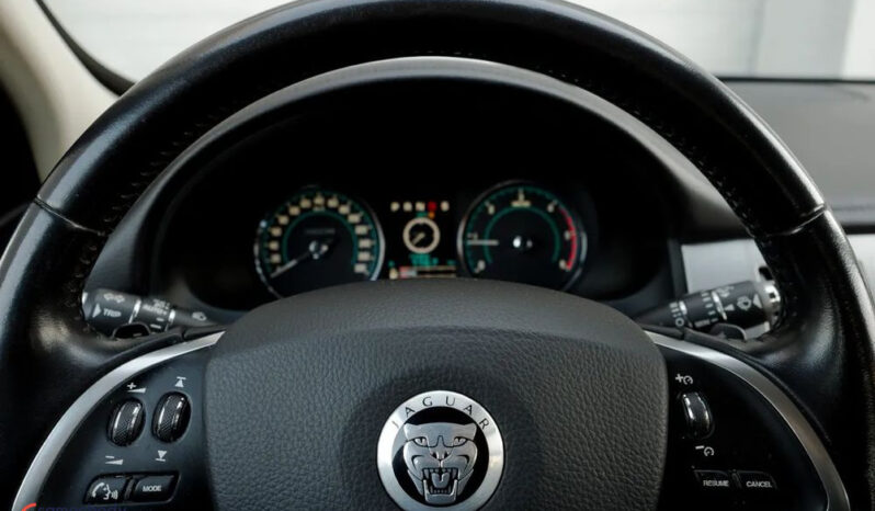 Jaguar XF 2.2 D Luxury full