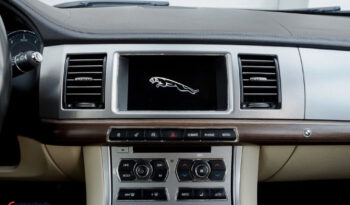 Jaguar XF 2.2 D Luxury full