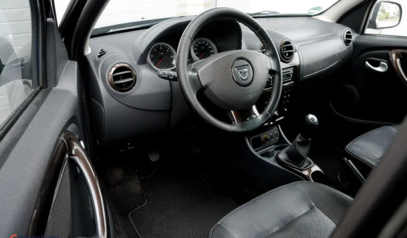 Dacia Duster 1.6 full