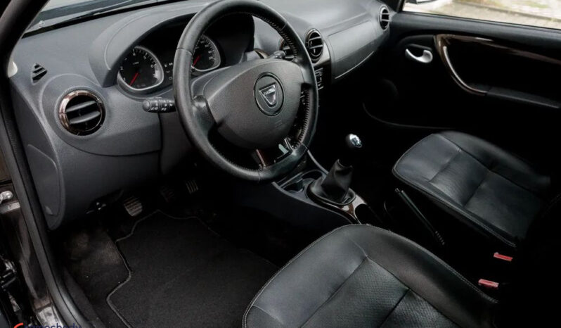 Dacia Duster 1.6 full