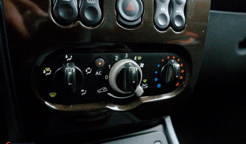 Dacia Duster 1.6 full