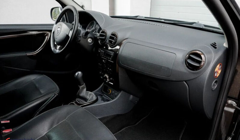 Dacia Duster 1.6 full