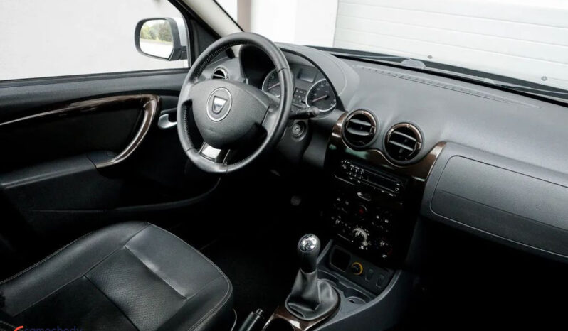 Dacia Duster 1.6 full