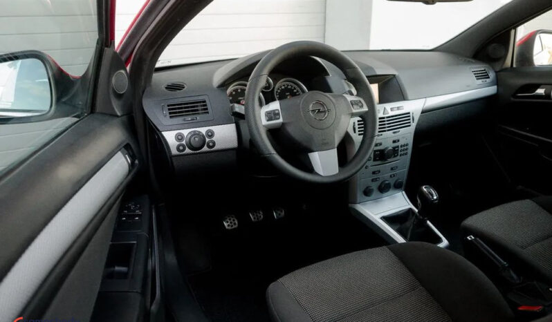 Opel Astra 1.8 Sport full
