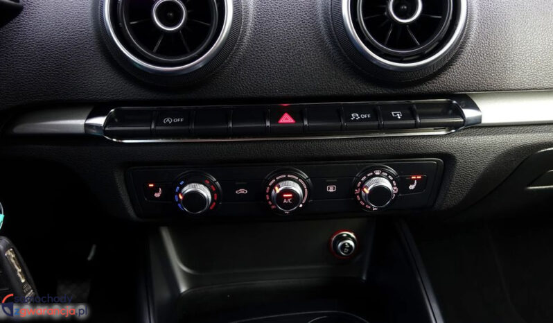 Audi A3 Sportback full
