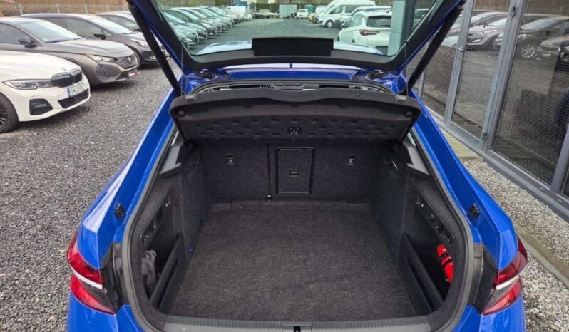 Skoda Superb full