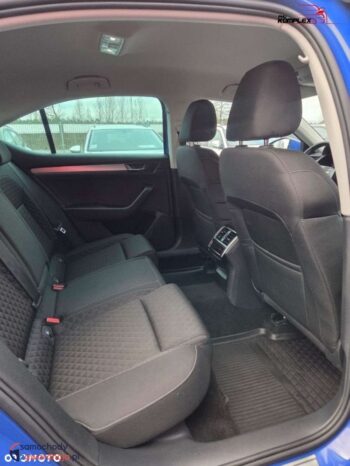 Skoda Superb full