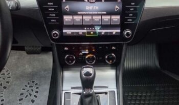 Skoda Superb full
