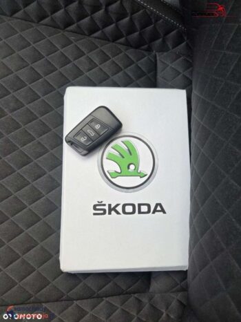 Skoda Superb full