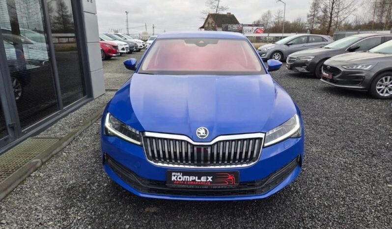 Skoda Superb full
