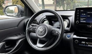 Toyota Yaris Cross full
