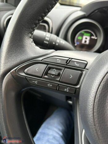 Toyota Yaris Cross full