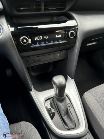Toyota Yaris Cross full