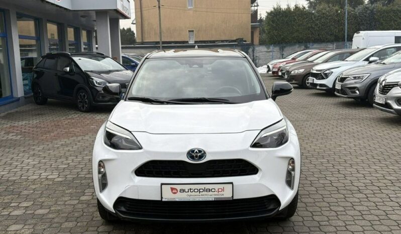 Toyota Yaris Cross full