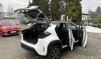 Toyota Yaris Cross full