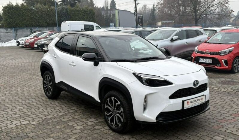 Toyota Yaris Cross full