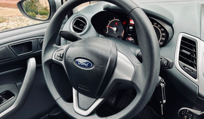 Ford Fiesta; Top Stan; Z Niemiec; Zarejestrowana; FV Marża; Gwarancja 1 rok w cenie!!! full
