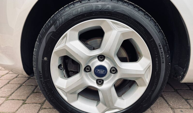 Ford Fiesta; Top Stan; Z Niemiec; Zarejestrowana; FV Marża; Gwarancja 1 rok w cenie!!! full