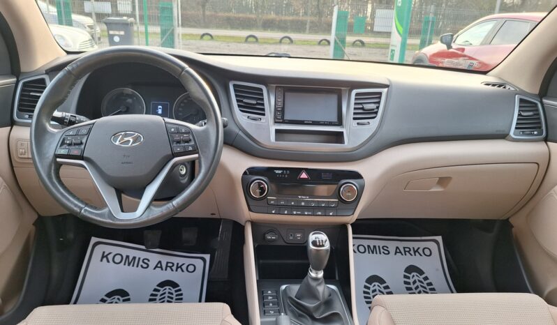 SUV HYUNDAI Tucson  2016 Diesel Manualna FWD (przód) Czarny 5 5 Polska Metalik full