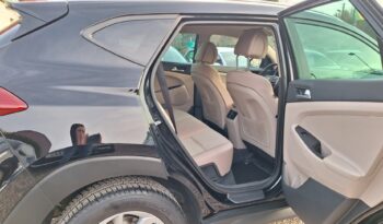 SUV HYUNDAI Tucson  2016 Diesel Manualna FWD (przód) Czarny 5 5 Polska Metalik full