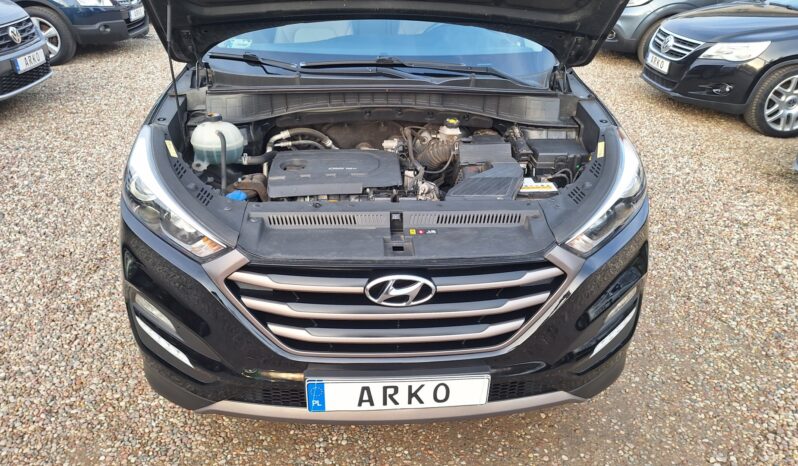 SUV HYUNDAI Tucson  2016 Diesel Manualna FWD (przód) Czarny 5 5 Polska Metalik full