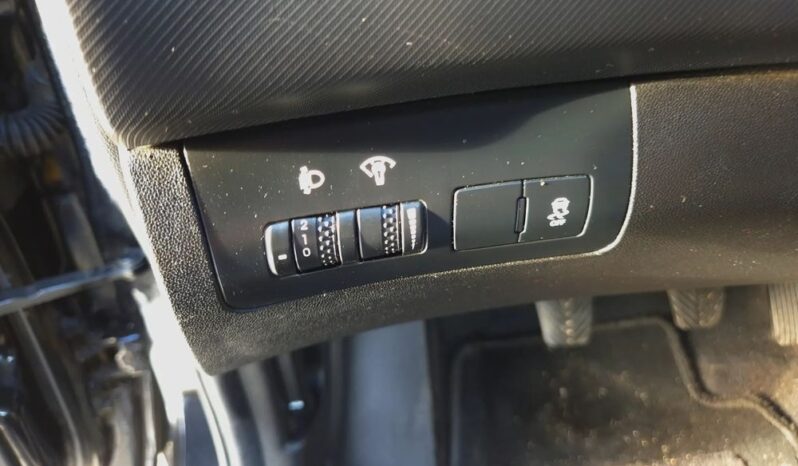Kia Ceed full