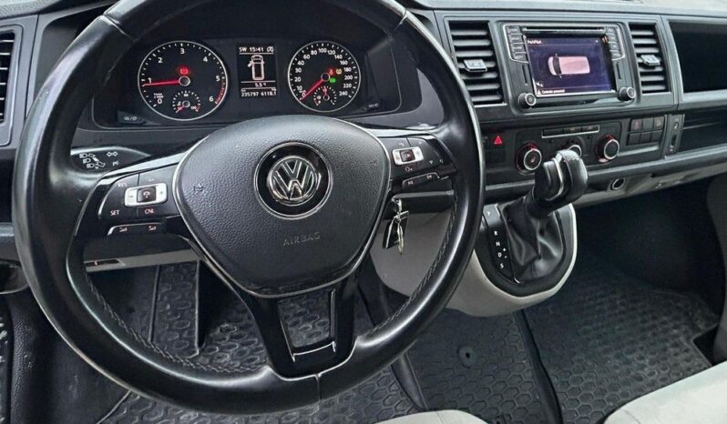 Volkswagen Transporter full
