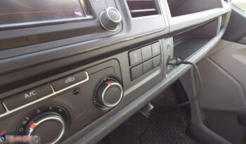Volkswagen Transporter full