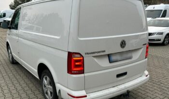 Volkswagen Transporter full