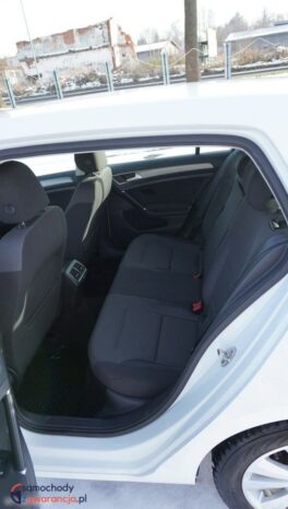 Volkswagen Golf full
