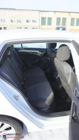 Volkswagen Golf full