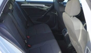 Volkswagen Golf full