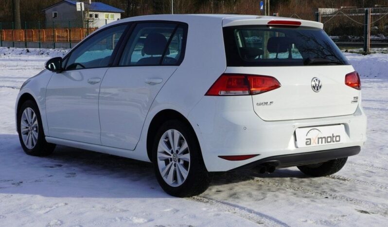 Volkswagen Golf full