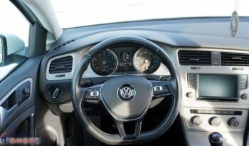 Volkswagen Golf full