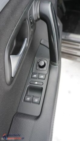 Volkswagen Passat CC full