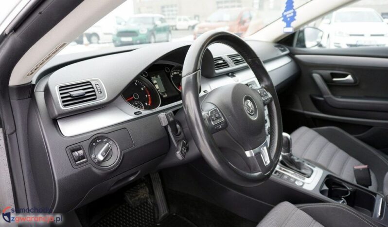 Volkswagen Passat CC full