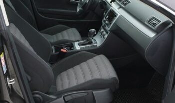 Volkswagen Passat CC full