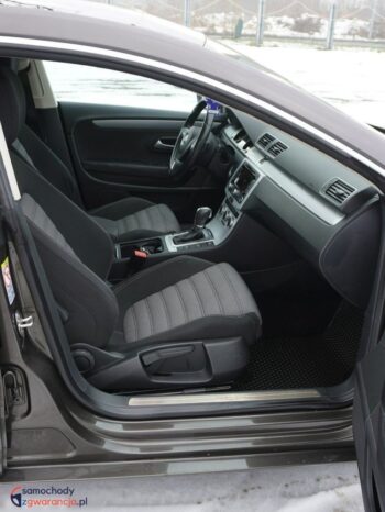 Volkswagen Passat CC full